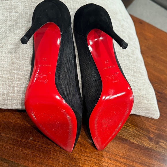 Christian Louboutin black suede pumps. - Picture 4 of 13